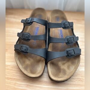 Birkenstock Black Sandals in size 9